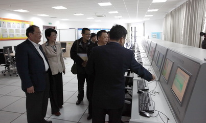 信息技術(shù)在現(xiàn)代大學(xué)制度建設(shè)中的角色與挑戰(zhàn)——國家教育咨詢委員會專題調(diào)研紀(jì)實(shí)